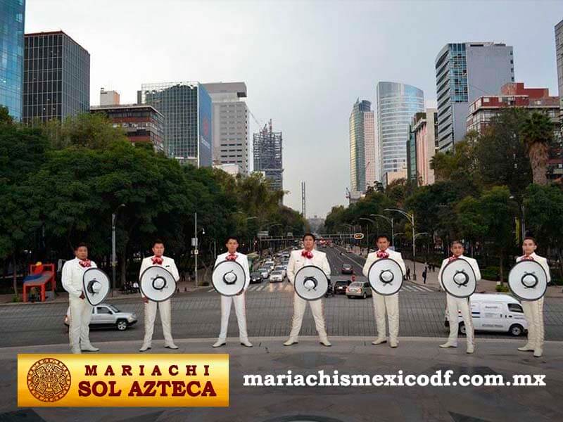 mariachi sol azteca