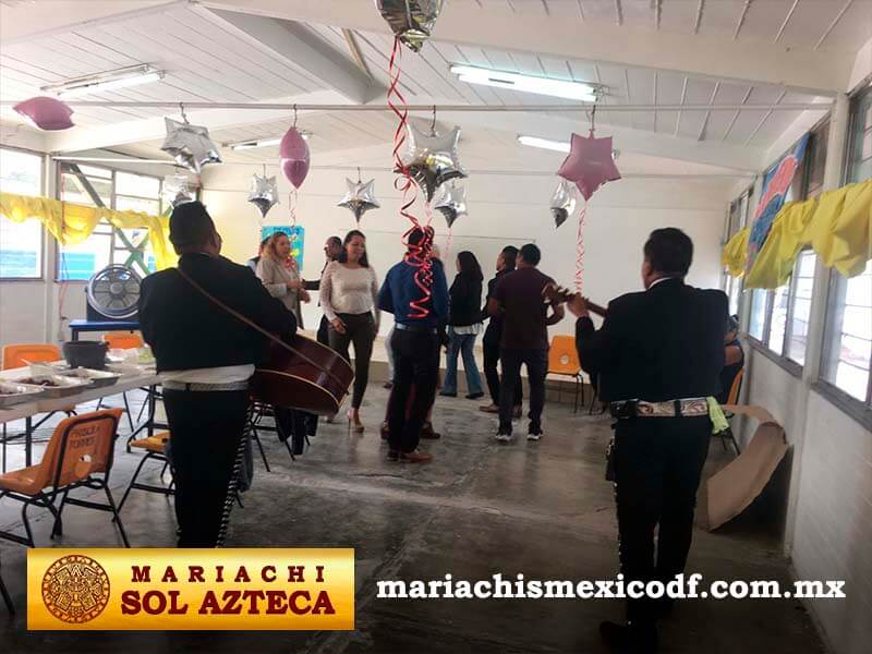 mariachi sol azteca